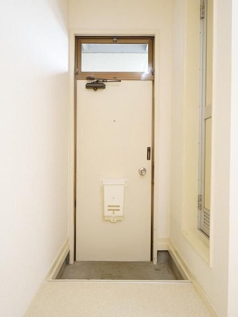 保谷コーポの玄関