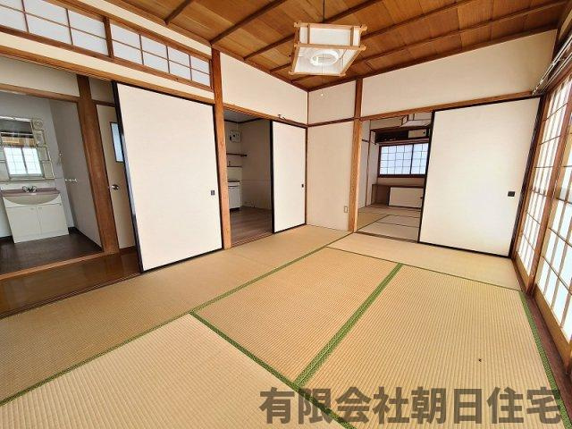【和室】 | 上乃木1丁目 中古戸建 平家４K 1,670万円 | 日本らしい落ち着いた雰囲気の和室です