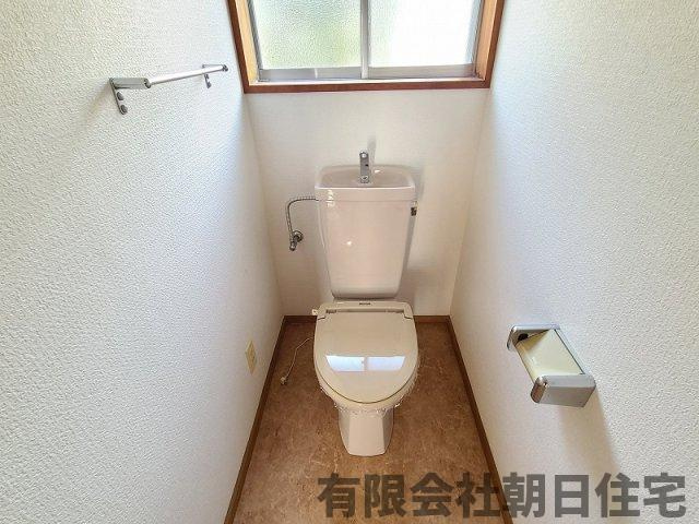 【トイレ】 | 上乃木1丁目 中古戸建 平家４K | コンパクトで使いやすいトイレです