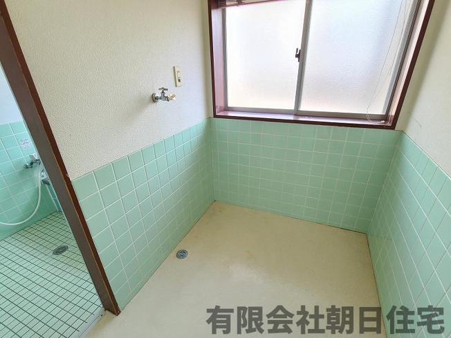 【脱衣所】 | 上乃木1丁目 中古戸建 平家４K 1,670万円 | 脱衣所です