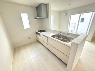 【キッチン】 | 廿日市市阿品台3（阿品駅）全2区画　NO1 | 機能的なシステムキッチン☆都市ガス