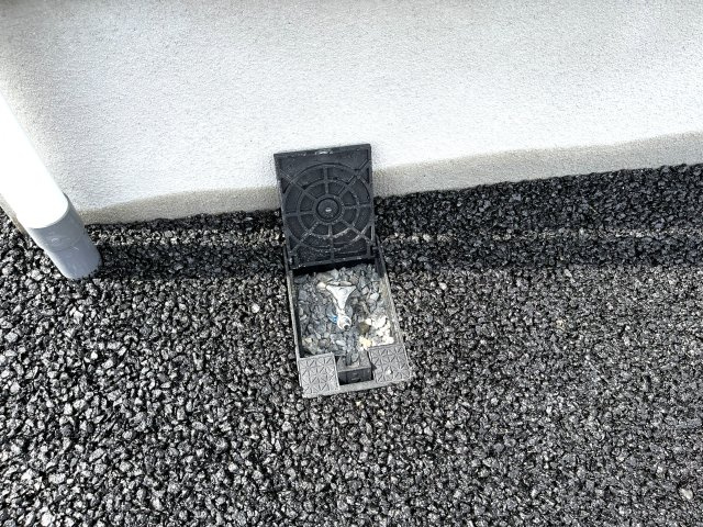 【庭】 | 西岐波小学校に通える新築戸建　宇部市床波４丁目　第３－３号棟　クレイドルガーデン　アーネストワン | 駐車場には散水栓も付いています。
