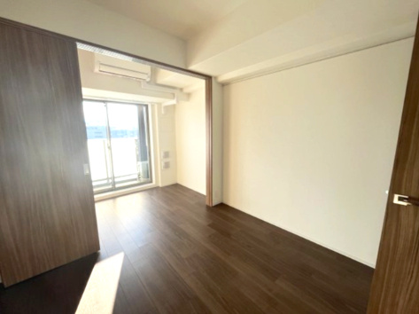 ウエリスアーバン守口の居間・リビング