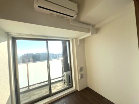 ウエリスアーバン守口の居間・リビング