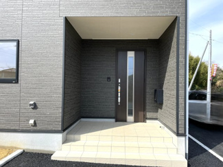 【エントランス】 | ダイヤルキー付きの郵便受け