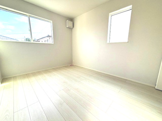 【洋室】 | 東広島市黒瀬樽原西1丁目　全2区画　NO2【54坪】 | 2階　洋室×3　収納付きでお部屋がスッキリ広く使えます。
