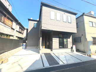 【外観】 | 南区宇品御幸5（海岸通駅）限定1棟【外構込み】 | ☆広電海岸通駅まで徒歩4分☆宇品小学校まで徒歩8分☆宇品中学校まで徒歩23分
☆ディオ徒歩7分☆フレスタ徒歩10分ドン・キホーテ徒歩14分土地27坪☆前面道路2.5ｍ