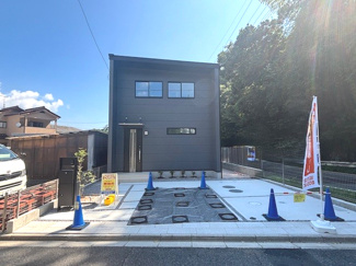 【外観】 | 廿日市市宮内　限定1棟【角地】 | 【8/15撮影】☆JR地御前駅まで徒歩35分☆宮内小学校まで徒歩21分☆野坂中学校まで徒歩28分☆ハローズ徒歩14分☆土地45坪☆前面道路4.9ｍ・7ｍ【角地】