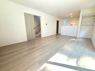 【居間・リビング】 | 廿日市市宮内　限定1棟【角地】