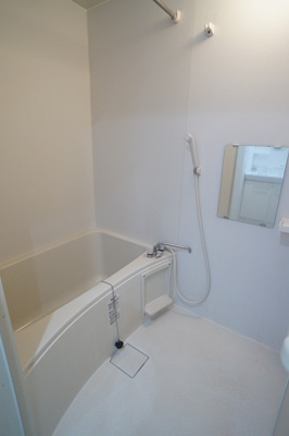 【浴室】 | 仲介手数料半額！HPには初期費用掲載！「プライスホーム」で検索！AXIS平尾1番館