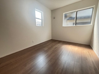 【洋室】 | 廿日市市平良2（廿日市駅）全3区画　NO2【外構工事込み】 | 2階　洋室×3　収納付きでお部屋がスッキリ広く使えます。