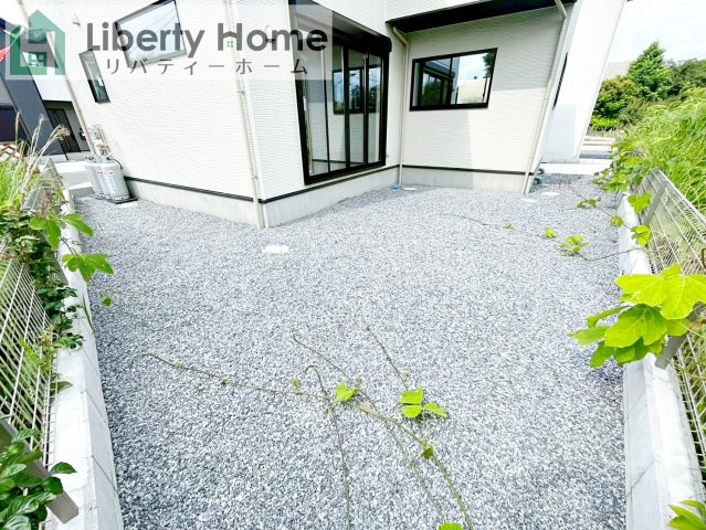 土浦市上高津2期　新築戸建　3号棟の庭