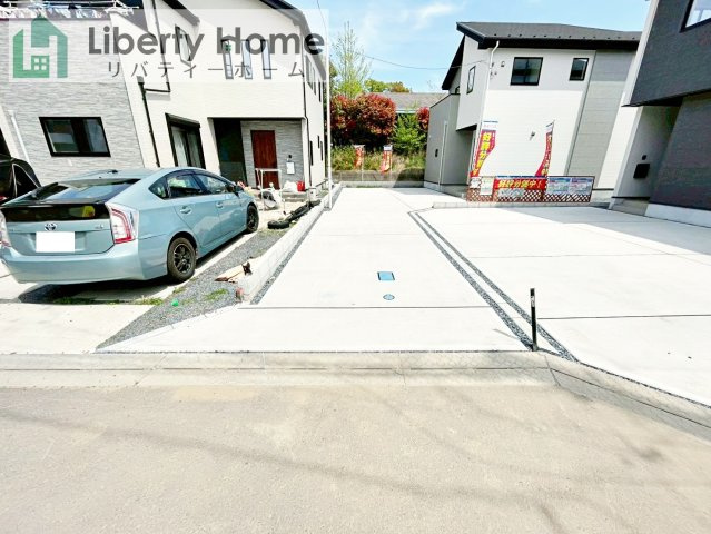 土浦市上高津2期　新築戸建　6号棟の駐車場