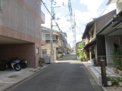 ソレイユ・ルーチェの周辺|前面道路