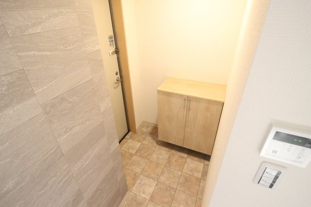 【玄関】 | F+style八尾北本町2号館