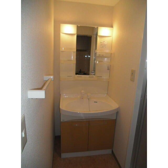 メゾンドロゼの洗面所