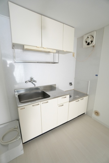 Fitsビル本川町のキッチン