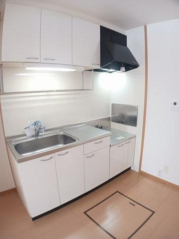 シェーネベルグＣのキッチン|お料理しやすいキッチンです