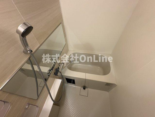 プレサンス鶴橋トレヴィエの浴室