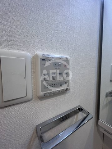 スプランディッド新大阪イーストの洗面所|スプランディッド新大阪EAST　浴室乾燥機