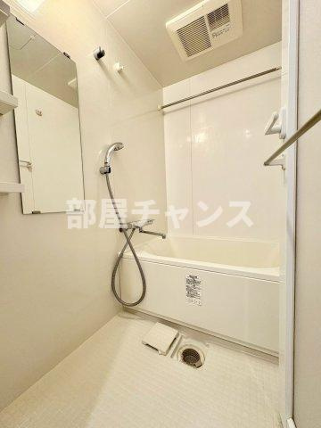 プランドール那古野の浴室