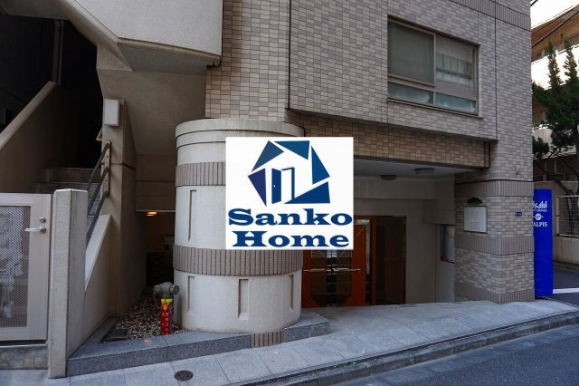 アイフェリーク日本橋のエントランス