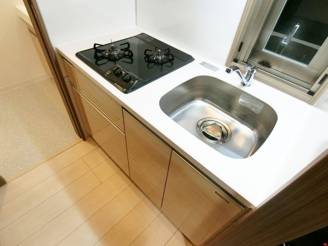 ジェノヴィア水天宮前スカイガーデンの内装|明るい色調の室内です