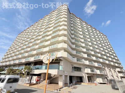 【外観】 | 明石アーバンライフ | 高層階で陽当り・通風・眺望良好！分譲駐車場権利付(平面駐車場)