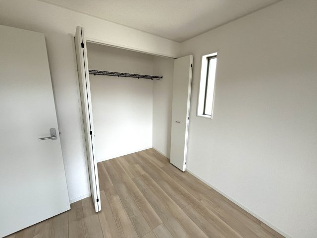 【収納】 | 仲介手数料無料！赤崎小学校に通える新築戸建　山陽小野田市赤崎２丁目　第２－３号棟　クレイドルガーデン　アーネストワン | 全室収納付き