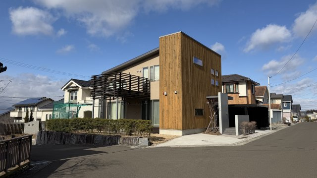 仙台市青葉区錦ケ丘３丁目　戸建の外観