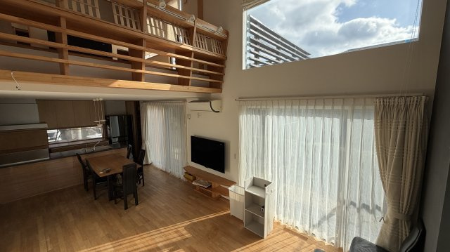 仙台市青葉区錦ケ丘３丁目　戸建の居間・リビング