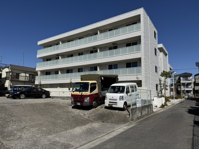 グリナージュ　リリア