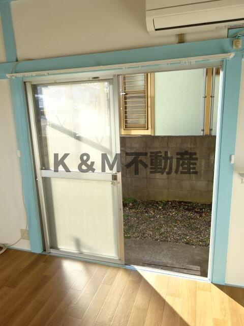 ＡＬＢＡ柏のバルコニー|バルコニーがあります