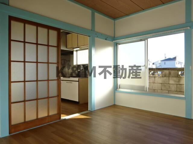 ＡＬＢＡ柏の居間・リビング|使いやすいリビングです