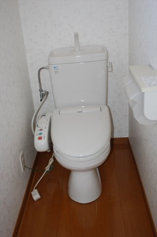 コーポラスいちぶのトイレ