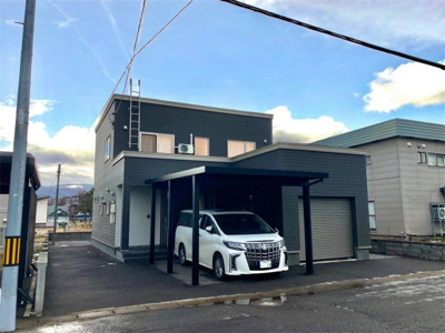 【外観】 | 小樽市幸３丁目 一戸建 | 築12年築浅物件♪エコジョーズ使用で経済的なお家♪