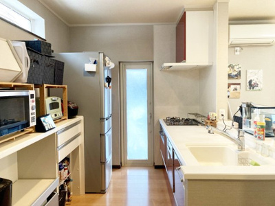 【キッチン】 | 小樽市幸３丁目 一戸建 | 食洗器・カップボード付きで生活便利なキッチン♪