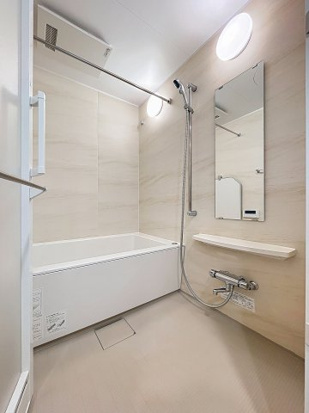 フレンシア四谷左門町の浴室