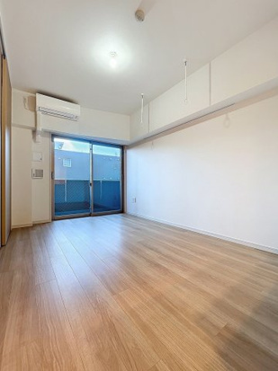 フレンシア四谷左門町の居間・リビング