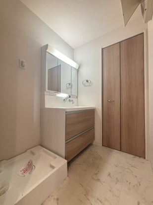 メゾンプリマベーラの居間・リビング