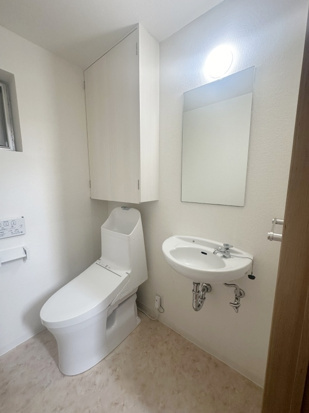 南青山4丁目戸建のトイレ