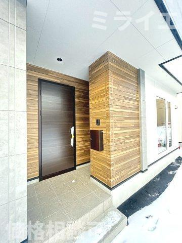 【新築戸建】札幌市東区北19条東10丁目5棟のエントランス