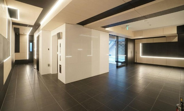 メインステージ新御徒町のロビー