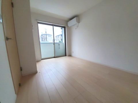 PINEAPPLE HILL西新井の洋室