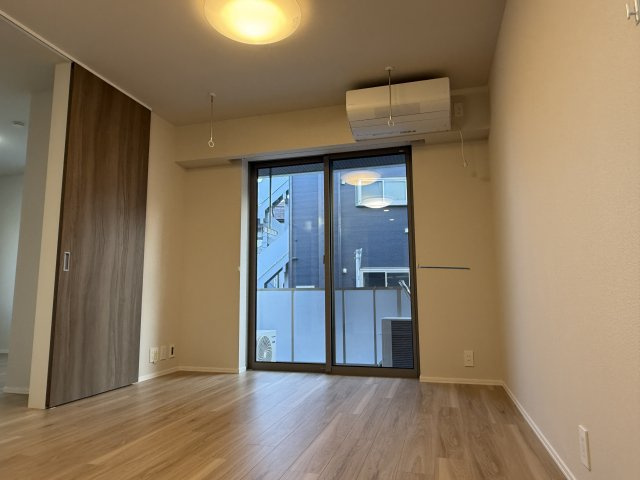 Ａｉｎａ中野の居間・リビング