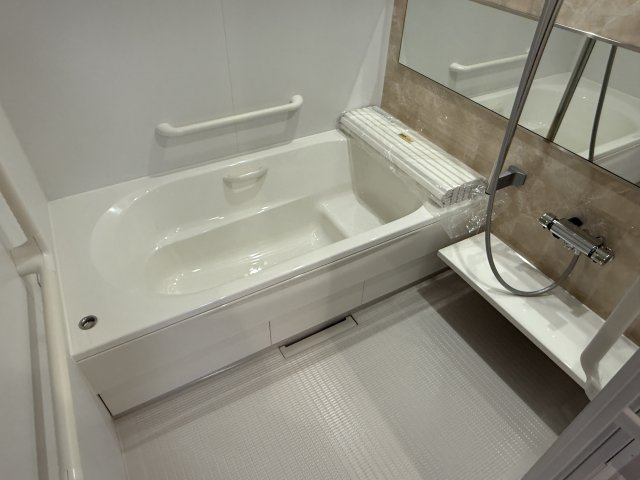 Ａｉｎａ中野の浴室