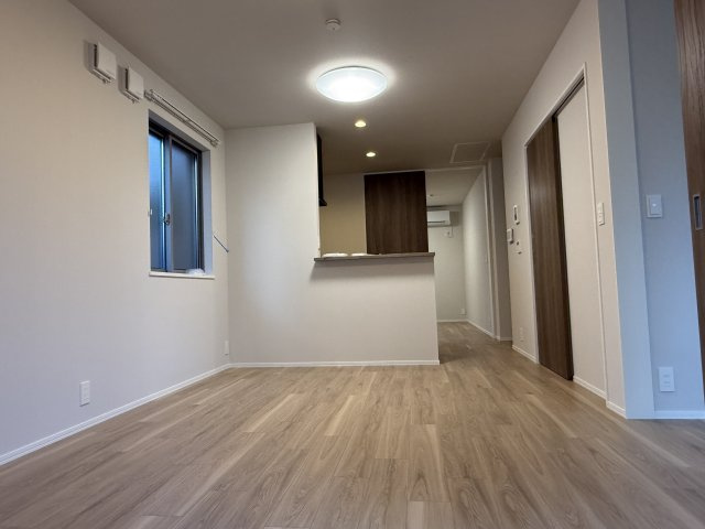 Ａｉｎａ中野の居間・リビング