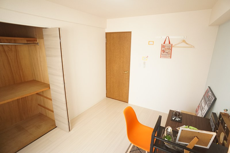 メゾンパレス新大宮のロビー