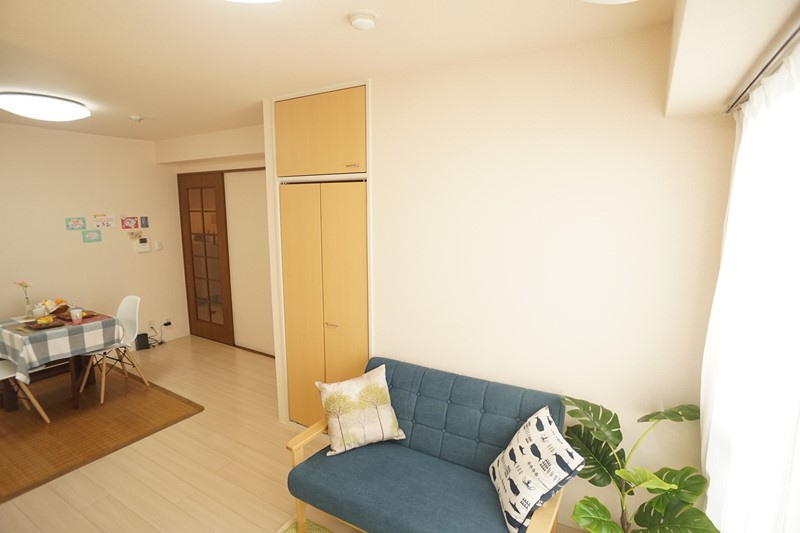 メゾンパレス新大宮のロビー