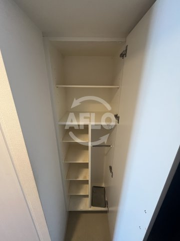 エスリード江坂広芝町の収納|エスリード江坂広芝町　シューズボックス